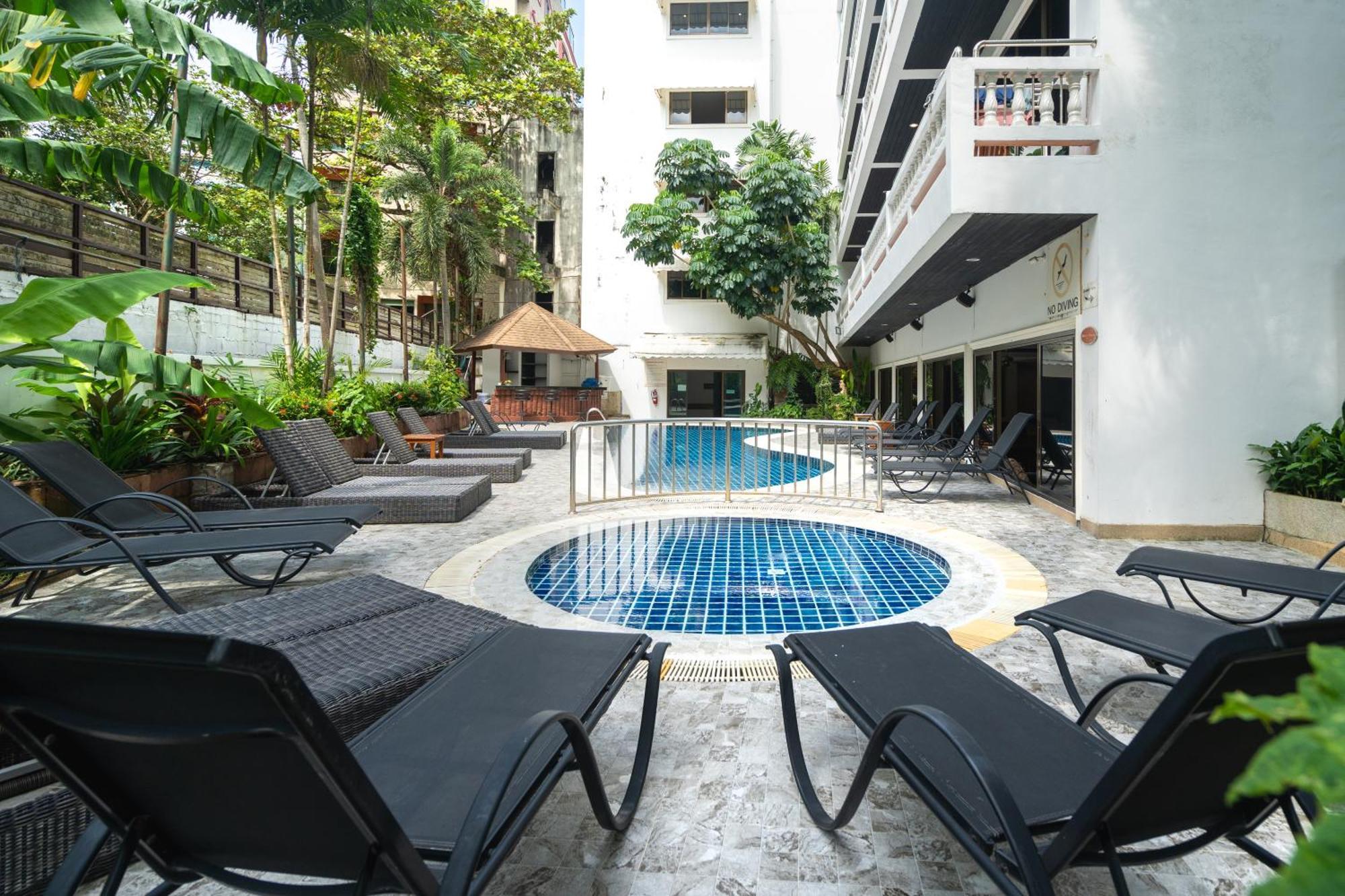 Patong Central Residence And Apartment Zewnętrze zdjęcie