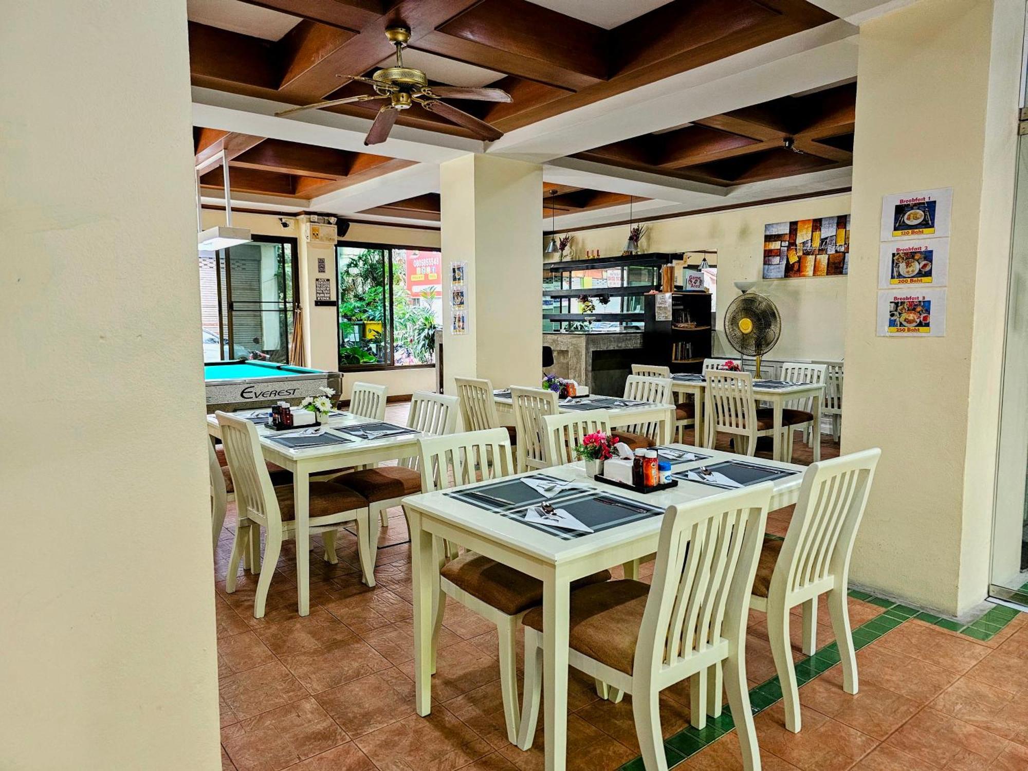 Patong Central Residence And Apartment Zewnętrze zdjęcie