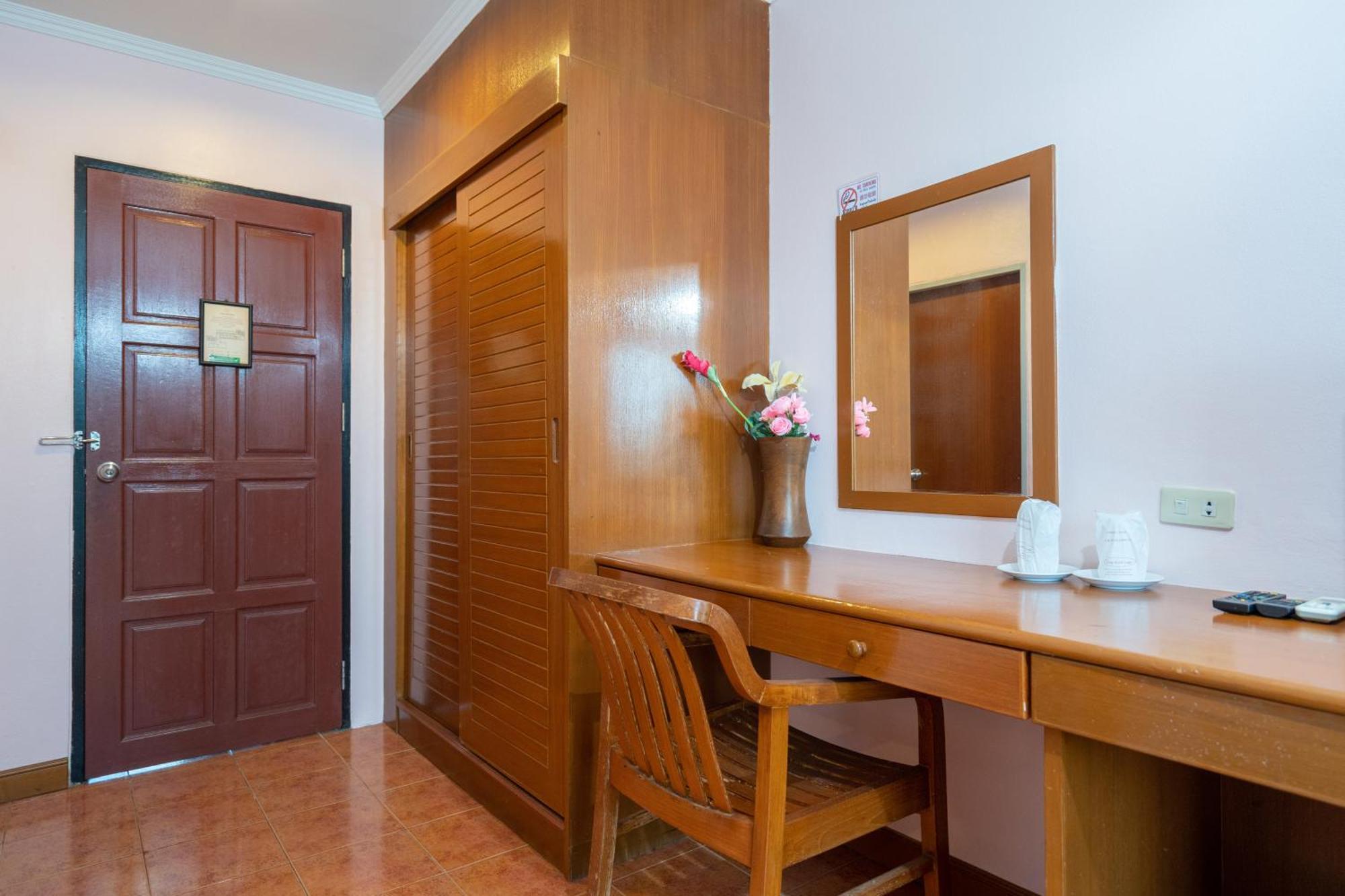 Patong Central Residence And Apartment Zewnętrze zdjęcie