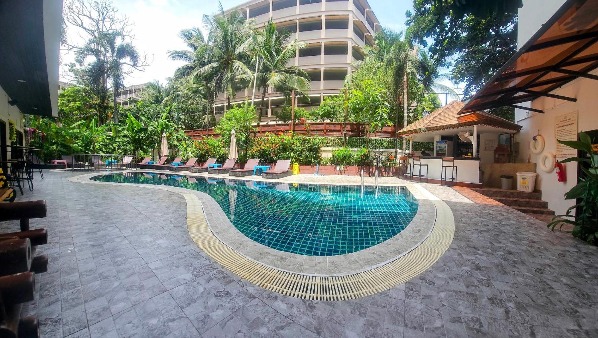 Patong Central Residence And Apartment Zewnętrze zdjęcie